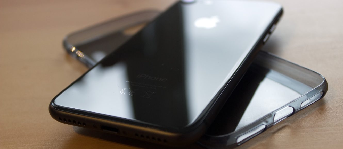 iPhone 8 szklany tył telefonu