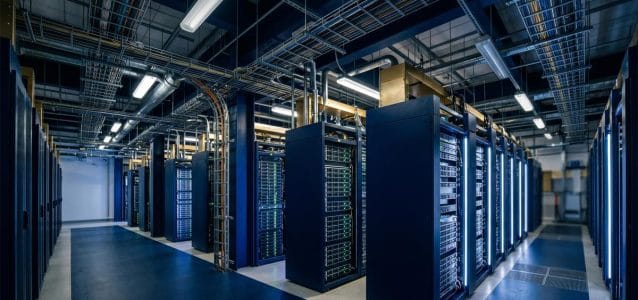 Google TPU 8: dwa wyspecjalizowane chipy na erę agentową