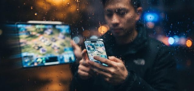 Command and Conquer Generals działa natywnie na iPhone dzięki AI