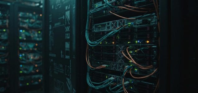 Omarchy: procesy użytkownika mogą przejąć uprawnienia root